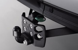 LR007484 - Land Rover Kit - Tow Bracket